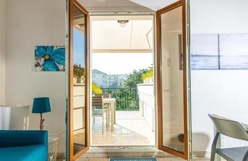 Civitanova Marche Apartment | Centro 5 min dal mare - Parcheggio AC Terrazza Wifi