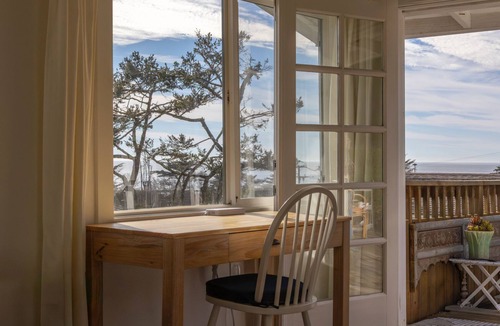 Stinson Beach Cottage | Charming 1-bedroom cottage in Stinson Beach - walk everywhere!