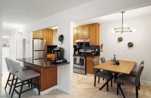 Pacifica Apartment | Charming 2BR Ocean Getaway in Pacifica