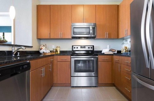 East San Mateo Condo | Charming 2BR Stay at Bridgepointe with Pool