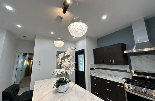 Alum Rock House | Charming 3-bedroom Guest house in enchanting San Jose with AC