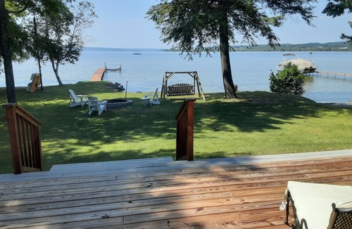Traverse City Cottage | Charming Lake Leelanau cottage