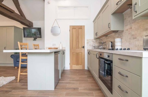 South Littleton House | Charming Warwickshire Studio
