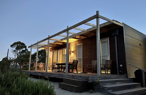 Korumburra House | Citrus Grove: private/architectural/solar powered/dog-friendly/views/acreage