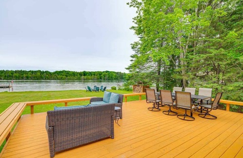 Alden House | Clam Lake Haven | Torch Lake | Bellaire | Pets