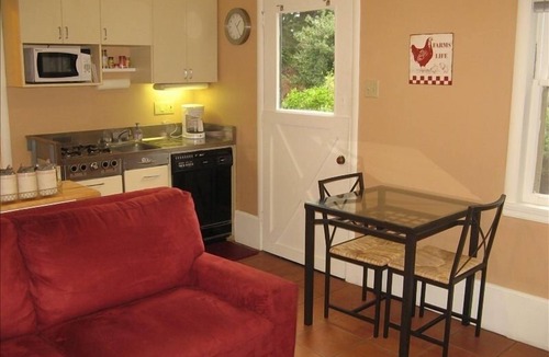 Skyline-Hillcrest Estates Apartment | Close in Location with Incredible Views & Resort Like Feel!