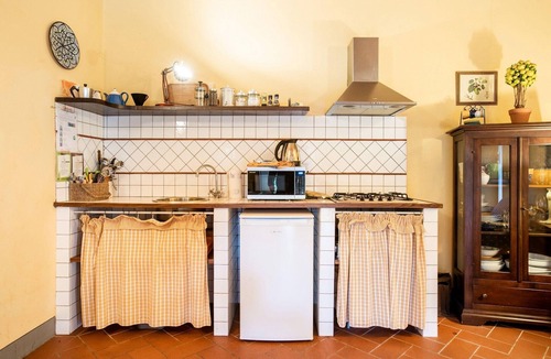 San Casciano in Val di Pesa House | Cottage in Tuscany with Pool & BBQ