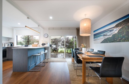 Cape Paterson House | COAST NEST | Relaxing Beach Retreat | Ideal for Couples | Pet Friendly