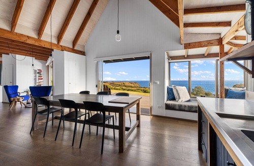 Kilcunda House | COASTAL RETREAT WITH SPECTACULAR OCEAN VIEWS 2-12 GUESTS
