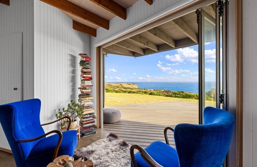 Kilcunda House | COASTAL RETREAT WITH SPECTACULAR OCEAN VIEWS 2-12 GUESTS
