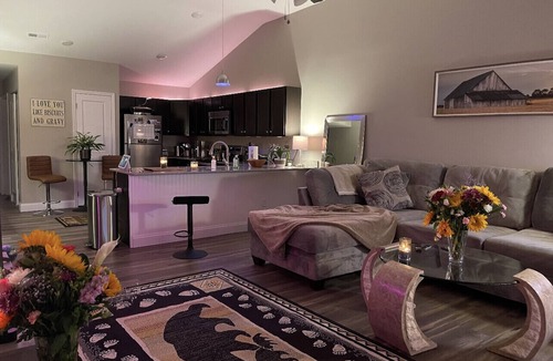 Waterville House | Colony Suites LLC