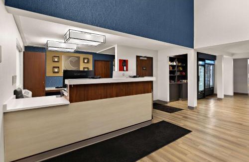 Fremont Hotel | Comfort Inn & Suites Fremont