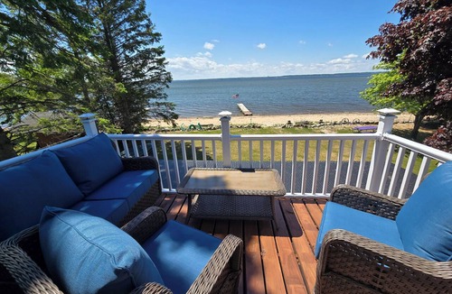 Escanaba House | Comfortable 3-bedroom 2 bath home with beach on Little Bay de noc. Pets welcome!