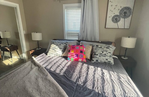 Midland House | Comfortable stay in Midland