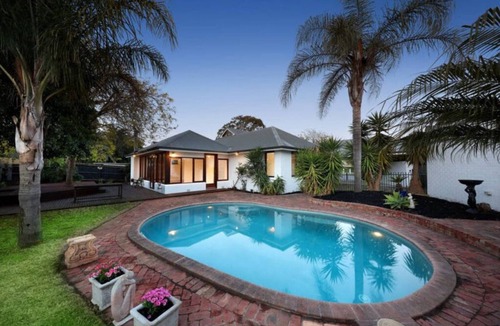 Brighton East House | Comfy 5 Bedroom retreat stay at Melbourne!