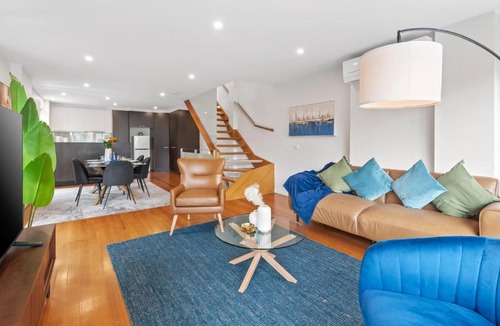 Fitzroy Apartment | Complete Host Fitzroy Townhouse