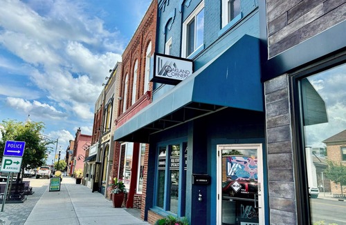 Oxford Apartment | Completely renovated apartment that is located in the heart of Downtown Oxford!