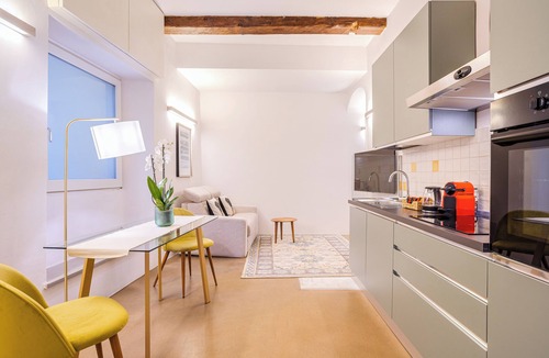 San Giovanni Apartment | Condotta 16 Apartments