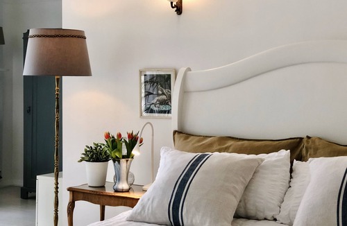 Armscote Cottage | Corn Mill Cottage Spacious Apartment and B&B