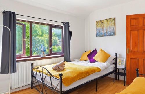 Oldbury House | Cosy 4 Bedroom Birmingham