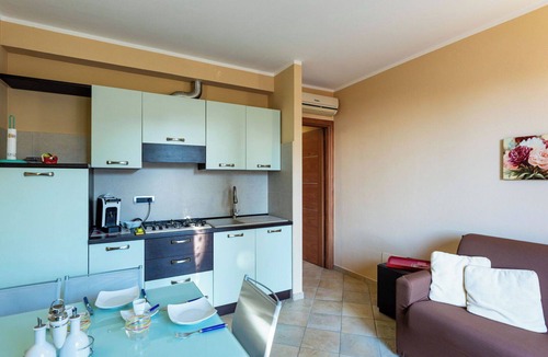 Diano Castello Apartment | Cosy apartment for 4 guests with WIFI, A/C, TV and terrace