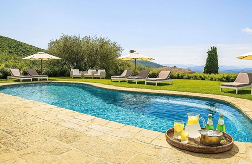 Londa Apartment | Cosy apartment for 12 guests with A/C, private pool, WIFI, TV and panoramic view