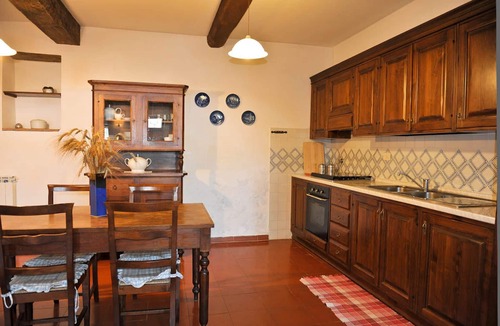 Il Poggio Apartment | Cosy apartment for 4 guests with pool, WIFI, TV, pets allowed and panoramic view