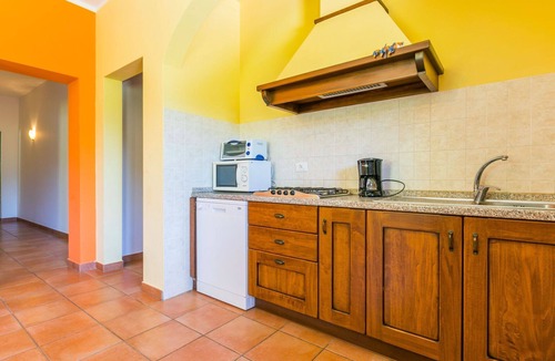 Montespertoli Villa | Cosy apartment in villa with WIFI, pool, TV, patio, pets allowed and panoramic view