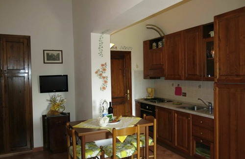 Lajatico Villa | Cosy apartment in villa for 2 people with pool, WIFI, TV and patio