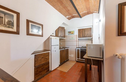 Poderi Villa | Cosy apartment in villa with WIFI, private pool, hot tub, TV, patio, pets allowed, panoramic view