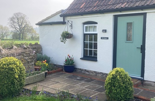 Wotton-under-Edge Apartment | Cosy Boutique Country Studio Edge of the Cotswold's Peaceful Escape!