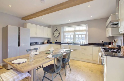 Colerne Cottage | Cosy Country Cottage Colerne/Euridge/Bath