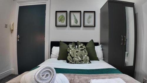 Edgbaston Apartment | Cosy, Newly Refurbished Studio with Private Off-Suite Bathroom& Parking