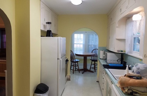 Oak Harbor House | Country farm house near Port Clinton perfect for fishing and Lake Erie getaways.