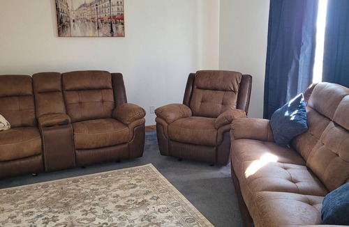 Fremont House | Country Sunrise Vacation Home. Close to Cedar Point and Lake Erie Islands