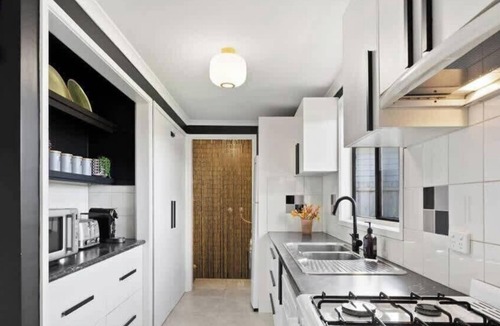 Sunderland Bay House | Couples Retreat with Ocean View