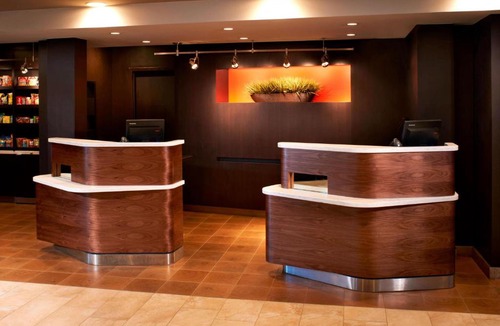Rossford Hotel | Courtyard Toledo Rossford/Perrysburg