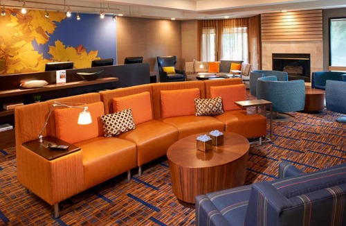 Rossford Hotel | Courtyard Toledo Rossford/Perrysburg