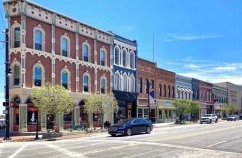 Port Huron Apartment | Cozy 1-bedroom apartment with AC in enjoyable Port Huron