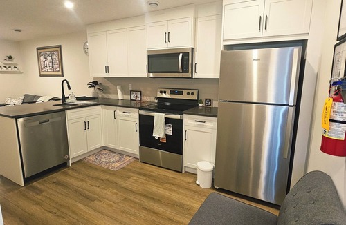 Southwest Calgary Apartment | Cozy 2BR Basement Suite in Vermilion Hill SW Calgary