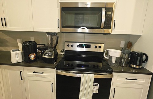 Southwest Calgary Apartment | Cozy 2BR Basement Suite in Vermilion Hill SW Calgary