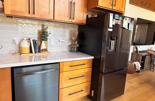 Pine Mountain Club Cabin | Cozy 4-bedroom cabin in marvelous Frazier Park with AC
