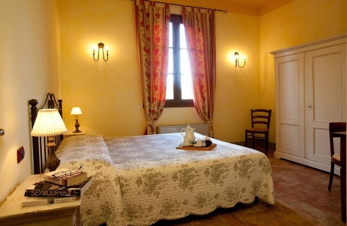 Cerreto Guidi House | Cozy apartment for visiting Tuscany. Pets allowed.