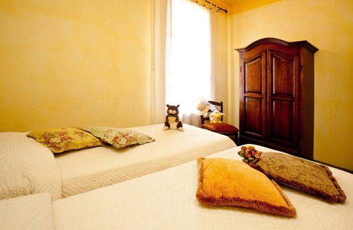 Cerreto Guidi House | Cozy apartment for visiting Tuscany. Pets allowed.