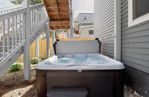 Michigan City House | Cozy Duplex Retreat Hot Tub Full Kitchen