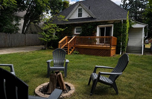 Flint House | Cozy Home in College Cultural