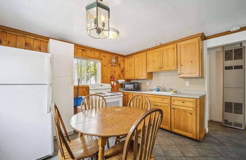 Greenbush Apartment | Cozy Lake Huron Cottage + Beach Access