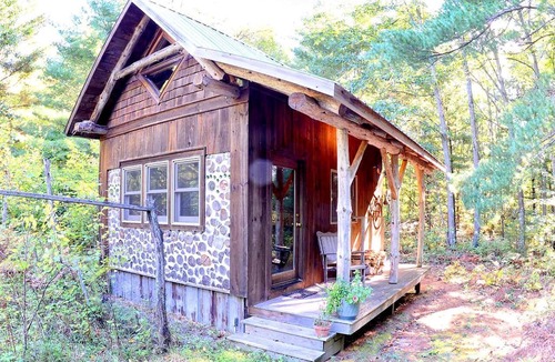 Empire Cabin | Cozy Lakefront Cabin Rental in the Woodlands of Empire, Michigan