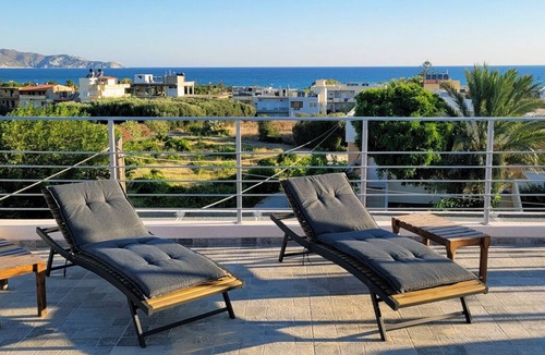 Agios Dimitrios Apartment | Crete aparthouse Nort Modern Apartment with Shared Sea View Patio near beach