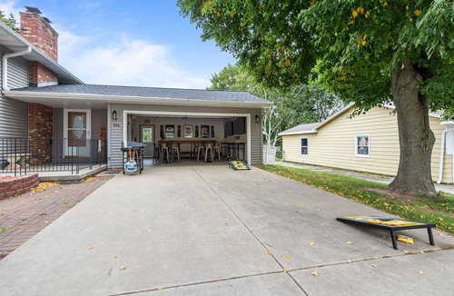 Ashwaubenon House | Curlys Backyard - Premier Location! Lambeau GB
